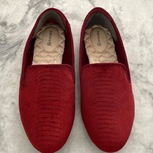 Birdies Starling Maroon Velvet Python Loafer Flats